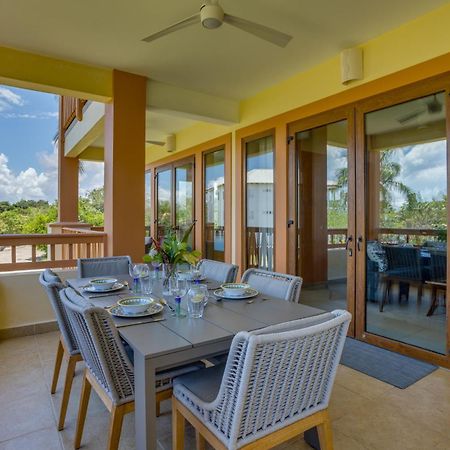 The Villas At Cocoplum Placencia Exterior photo