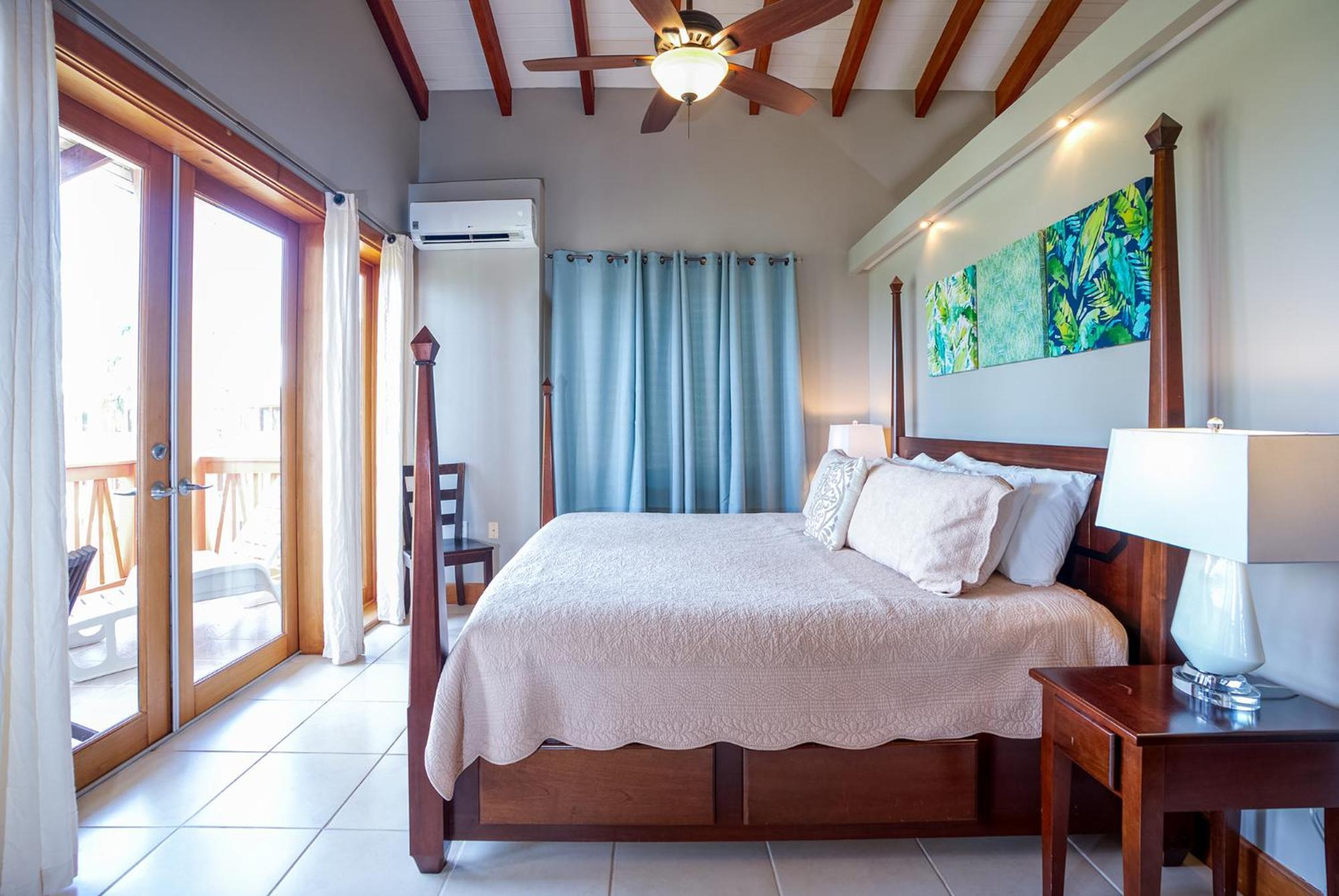 The Villas At Cocoplum Placencia Exterior photo