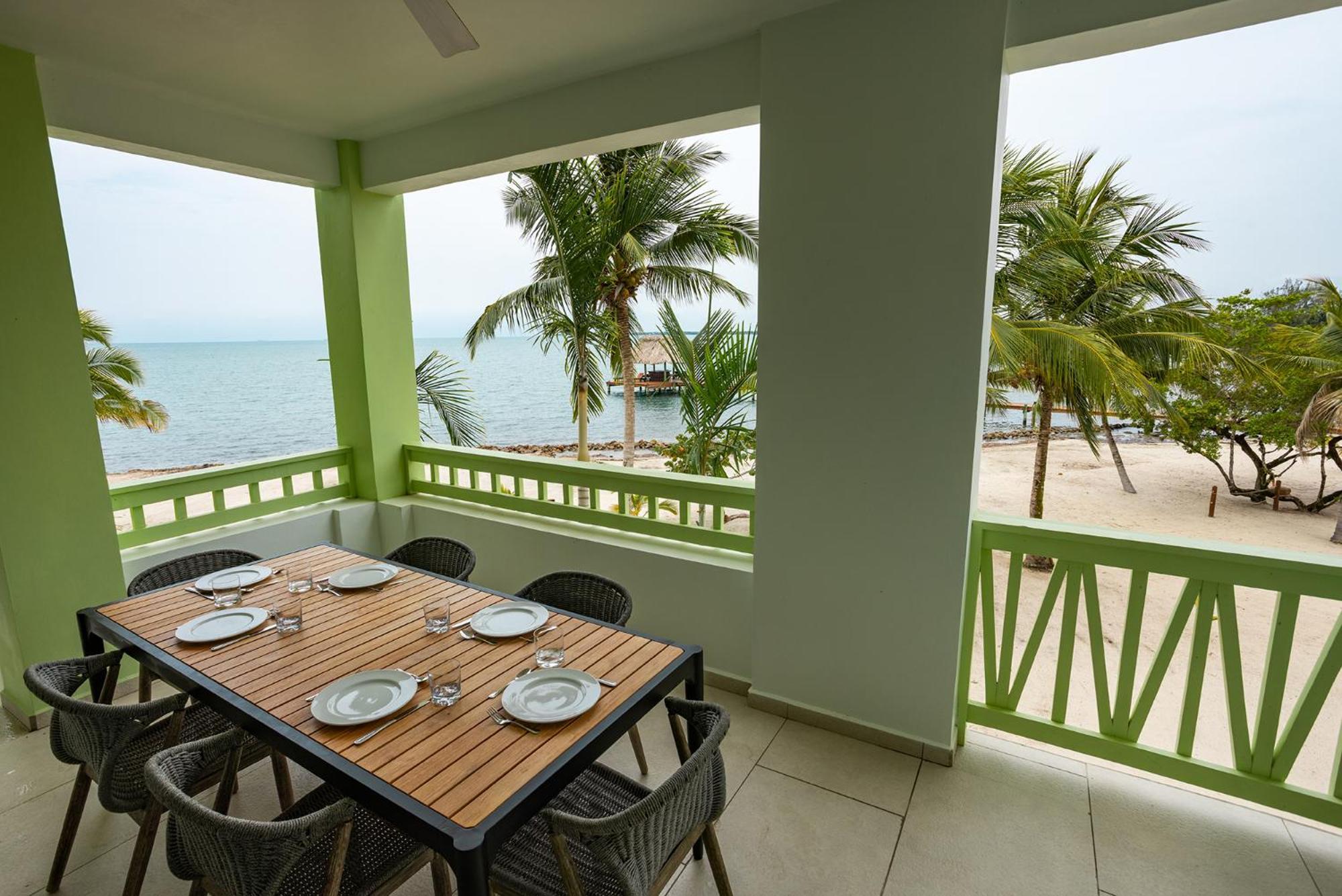 The Villas At Cocoplum Placencia Exterior photo